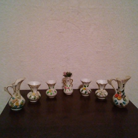 Vintage 7 Piece Miniature Vase and Pitcher Set - Picture 1 of 7